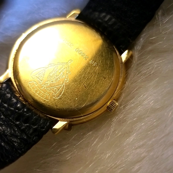 Authentic Vintage GUCCI Black & Gold Watch ⌚ - Picture 7 of 13